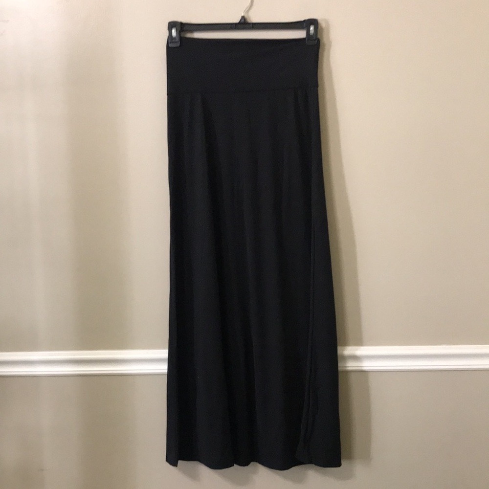 Amazon Free to Live 3 Pack Long Foldable Waist Maxi Skirt Set - Picture 6 of 6